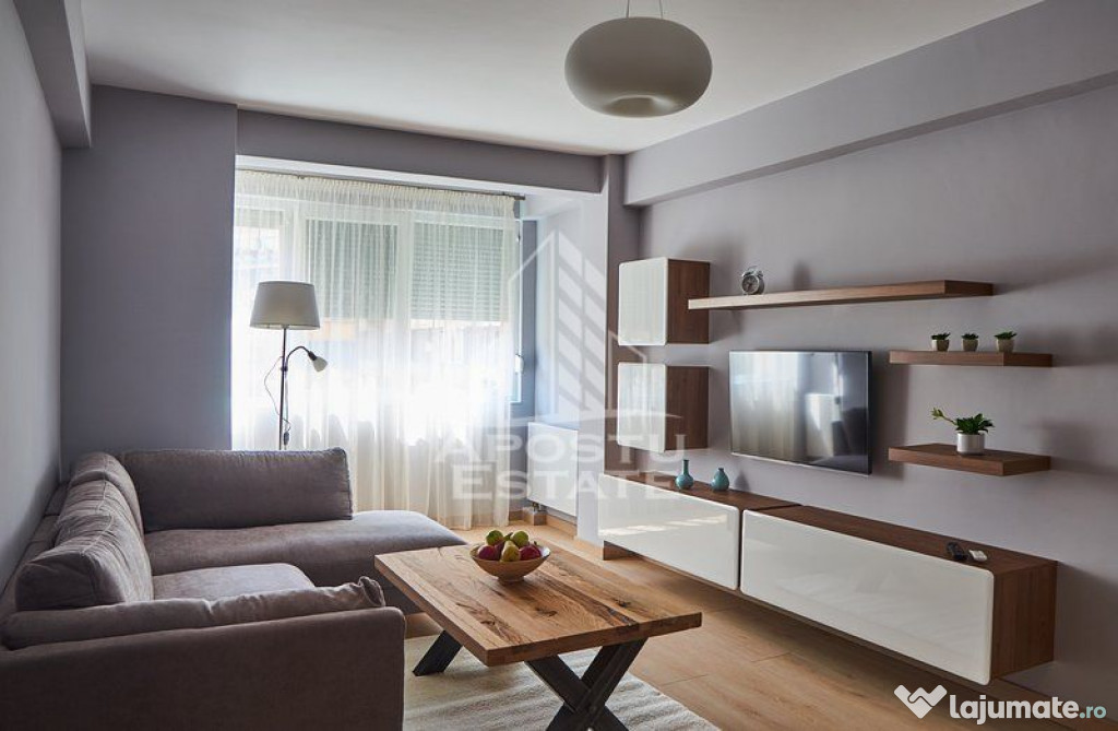 Apartament cu 3 camere cu vedere la Piata Operei, central...