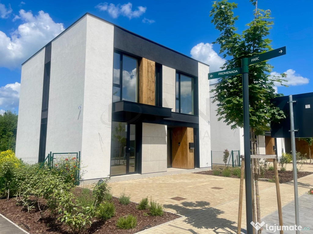 Vila 4 Camere Amber Forest