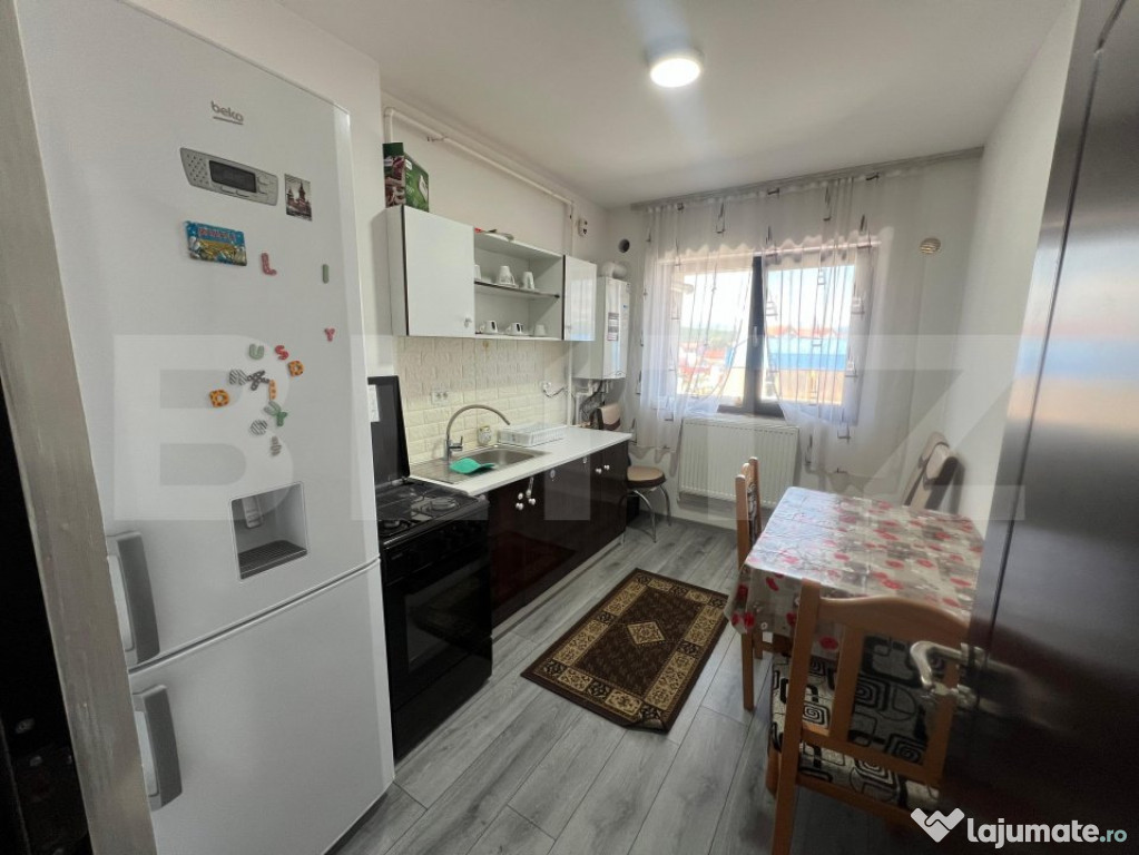 Inchiriez apartament 2 camere decomandat, 48 mp in zona Comu