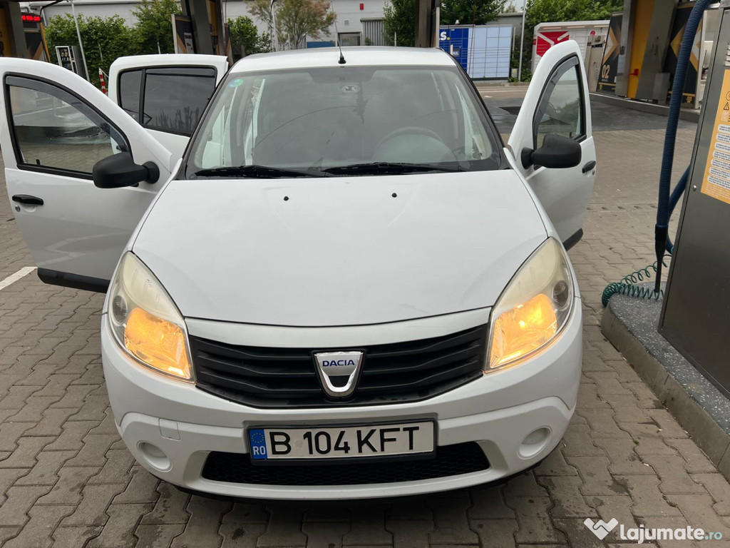 Dacia Sandero 2010