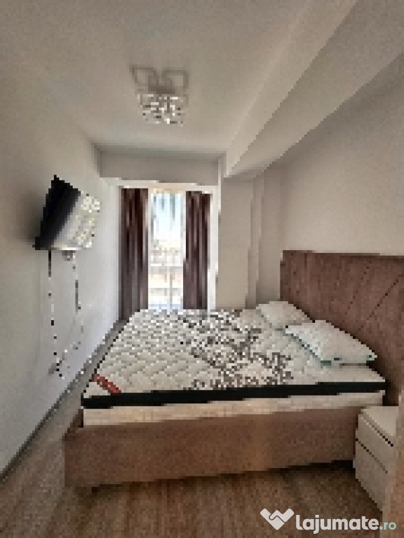 Apartament de închiriat 2 camere, spate Grand Arena