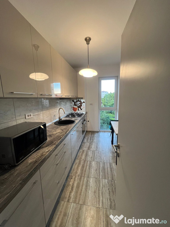 Apartament 2 Camere La 5 minute de Metrou si Mall