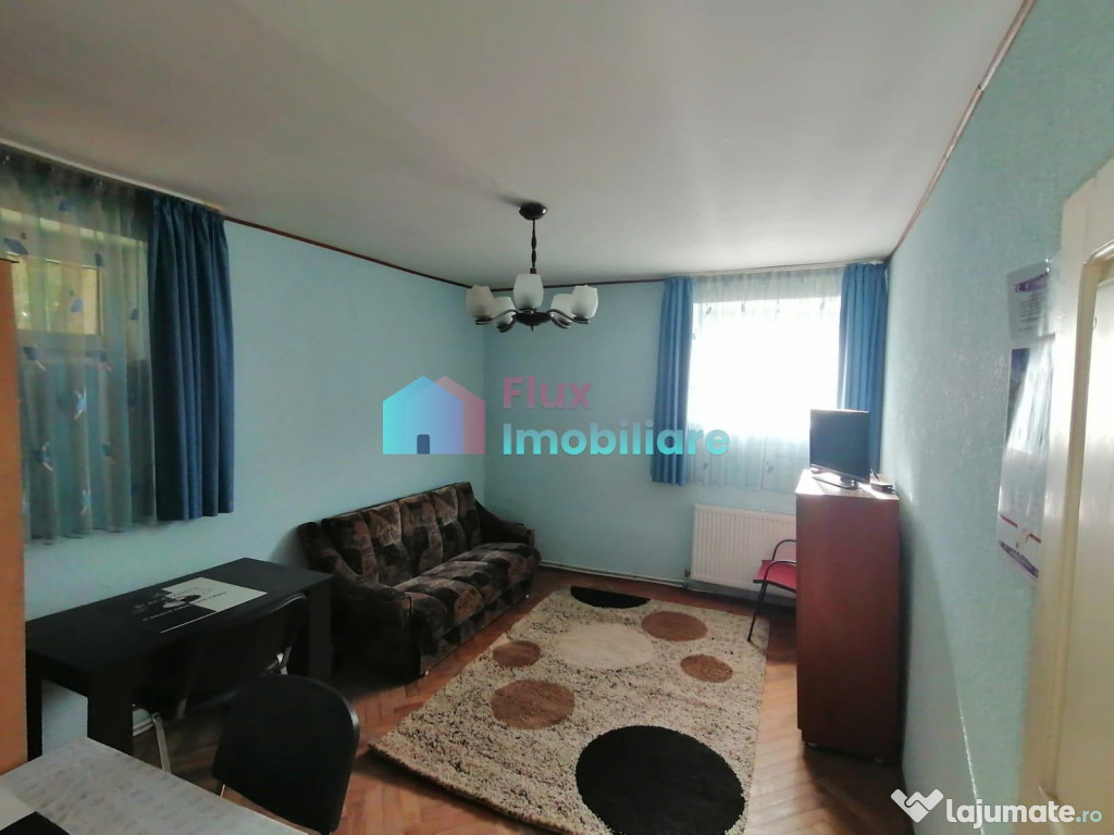 Apartament 2 camere decomandate zona centrala