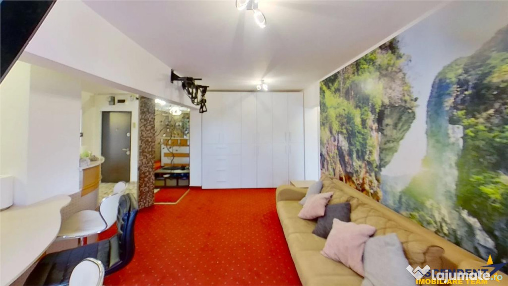 Tur 3D! Apartament decomandat,etaj2,balcon, Central.- Tracto