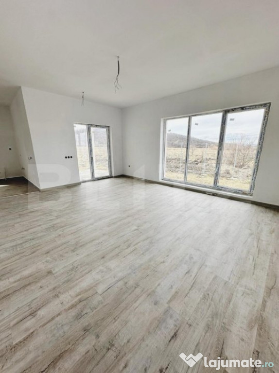 CASA MODERNA 4 Camere situata in zona linistita Harman