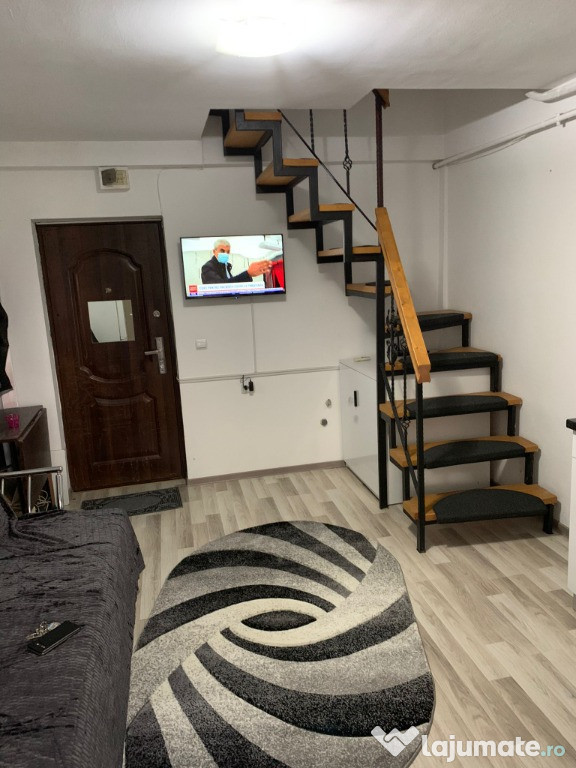 Garsoniera de inchiriat zona aparatorii patriei