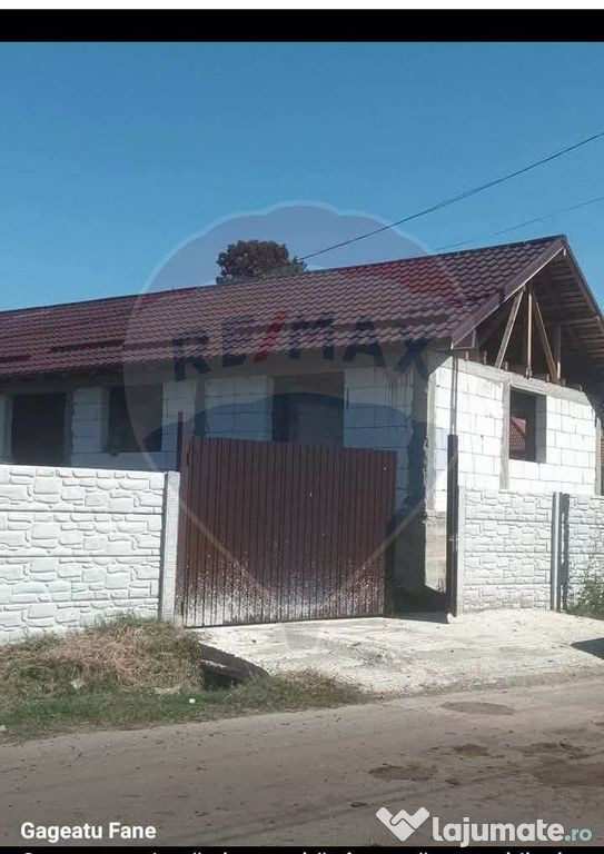 Casă / Vilă cu 3 camere de vânzare