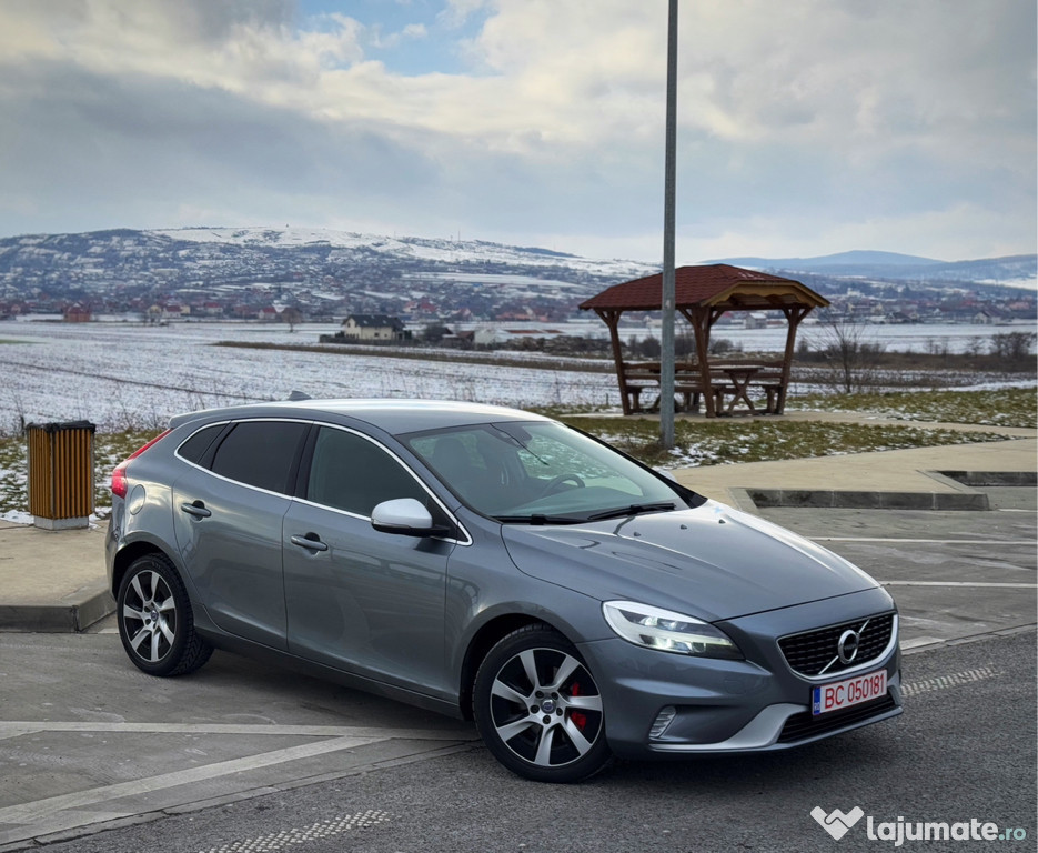 Volvo V40 R-Design D3 2.0D 150cp. Euro6 2018 Înm. Ro.