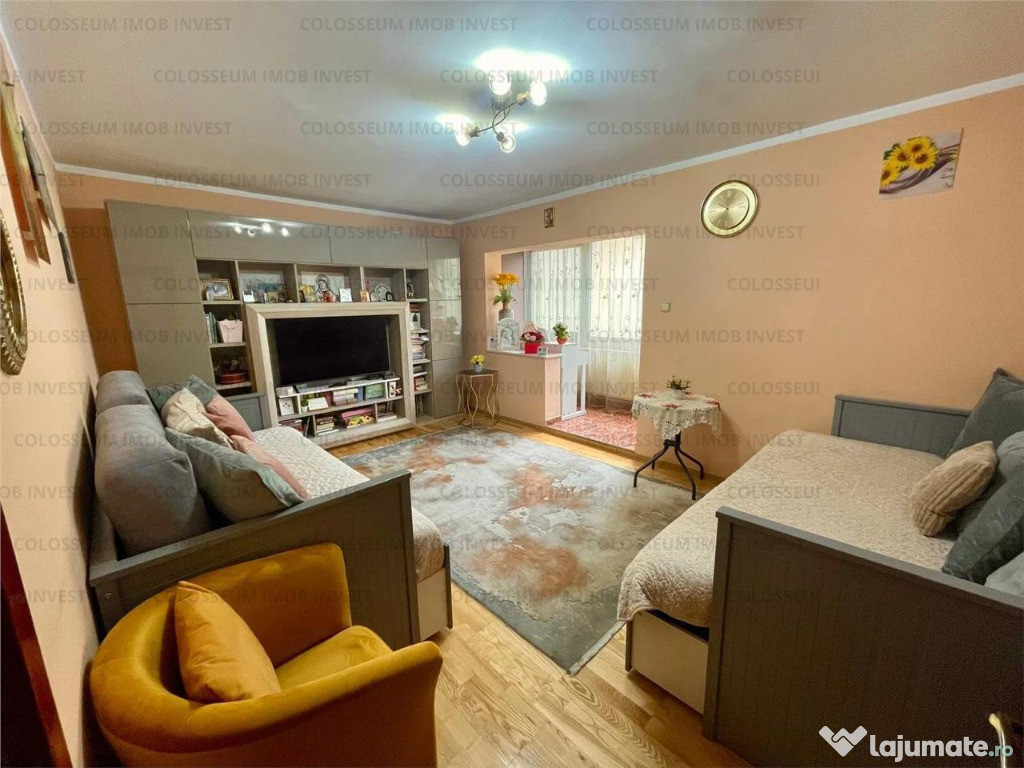 Apartament cu 4 camere, decomandat - zona Astra