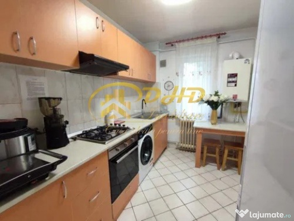 Apartament 2 camere, zona Tătărași-Dispecer