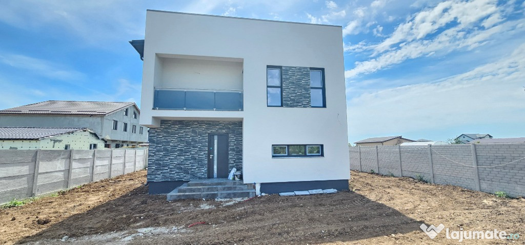 Vila individuala 5 camere /Teren 470 mp /Com.Berceni