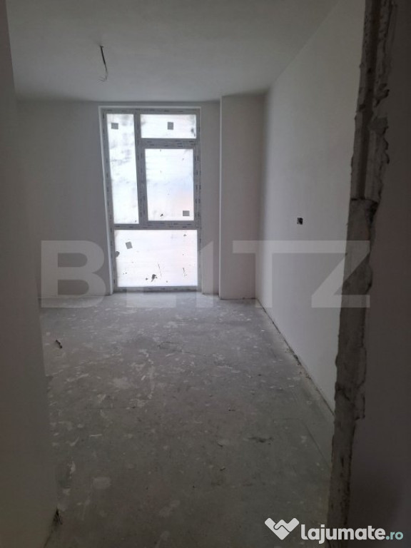 Apartament de vanzare, cu 3 camere, 72 mp, zona Calea Toront