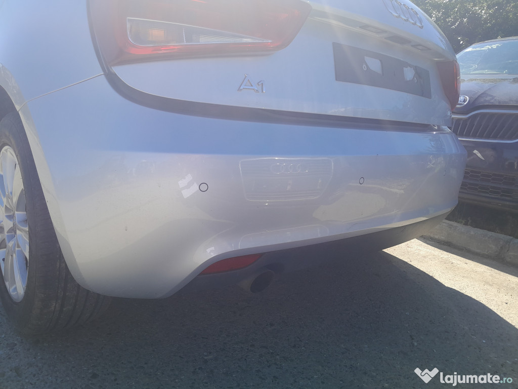 Bara spate Audi A1 1.2 Benzina 2012