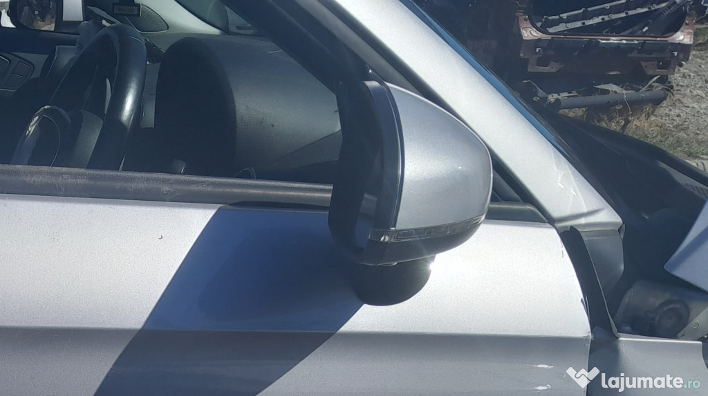 Oglinda Dreapta rabatare electrica Audi A1 1.2 Benzina 2012