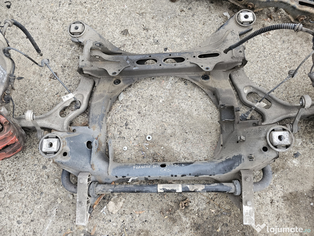 Jug motor Porsche Cayenne 3.0 Motorina 2013
