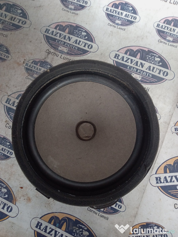 Boxa stanga fata Audi Q2