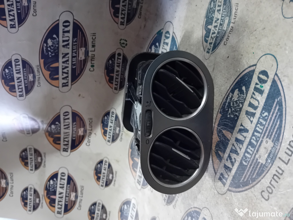 Grila ventilatie stanga Volkswagen Tiguan 2008
