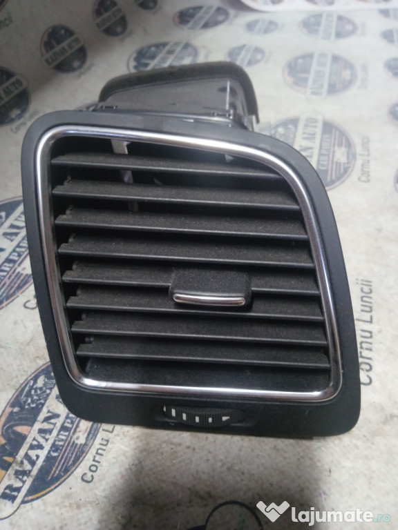 Grila ventilatie dreapta Volkswagen Sharan 2012