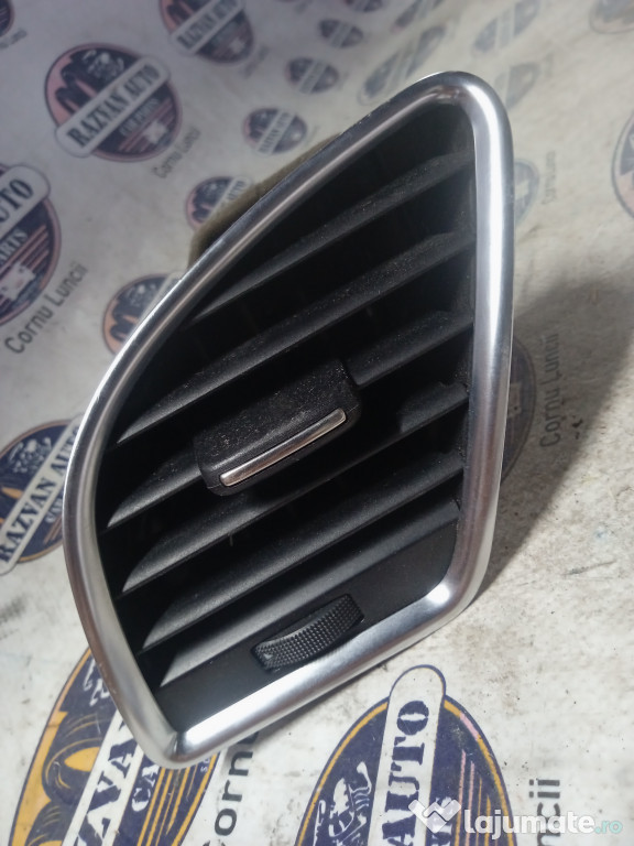 Grila ventilatie dreapta Audi A4 B8 2011