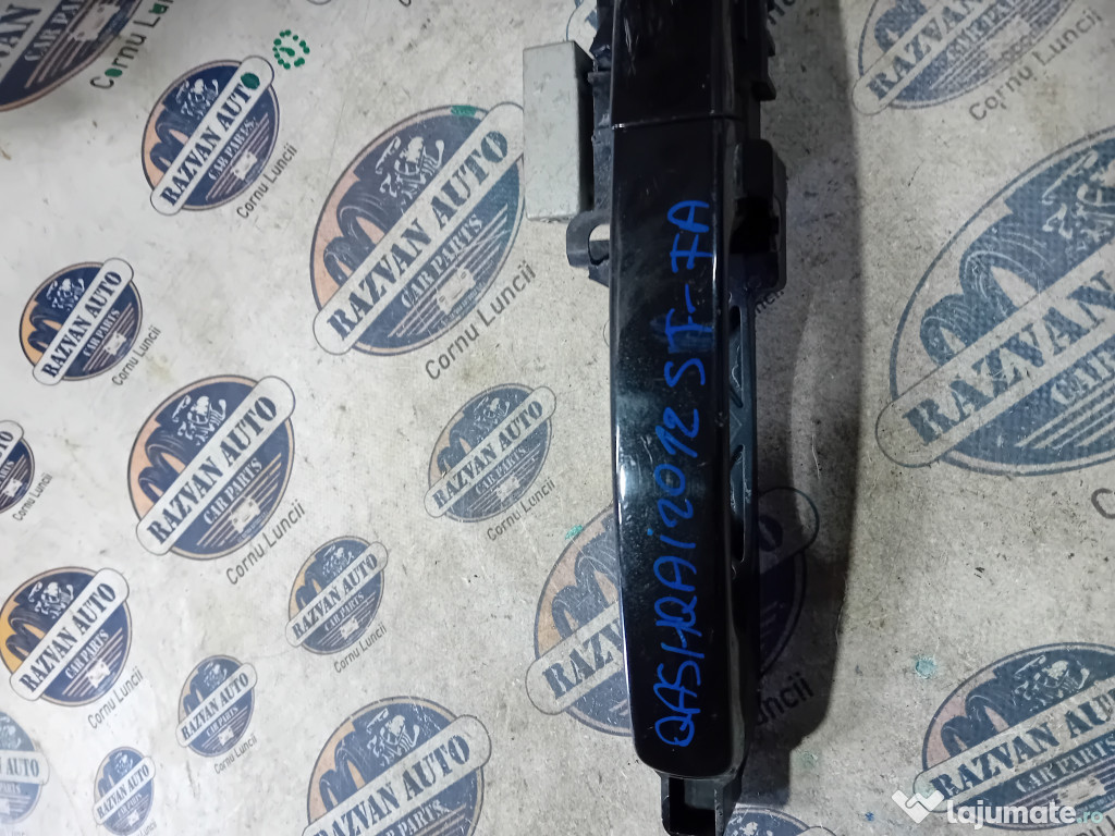 Maner exterior stanga fata Nissan Qashqai 2012