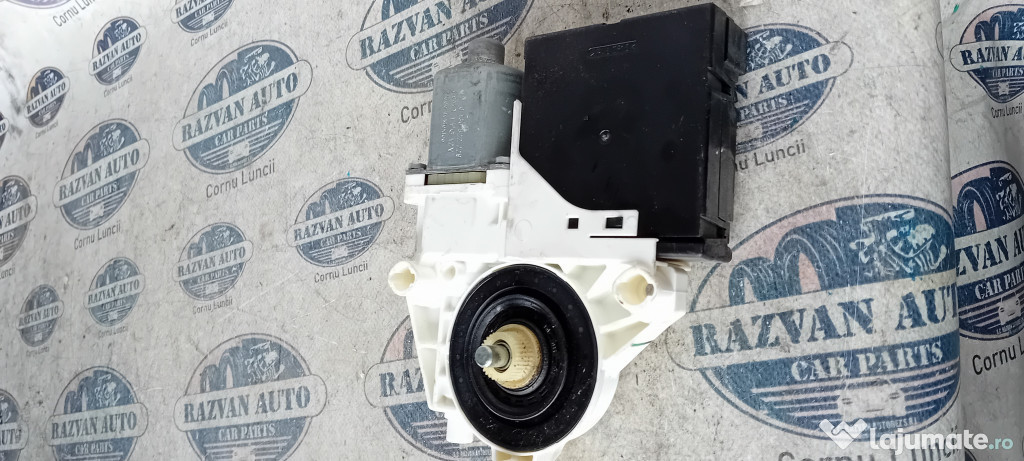 Motoras macara stanga fata Volkswagen Jetta 2012