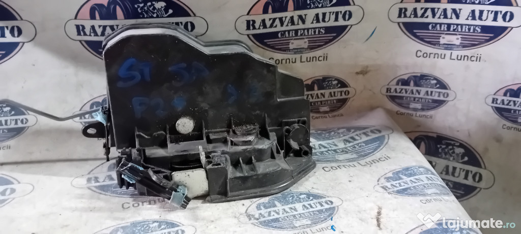 Broasca stanga spate BMW X3 F25 2012