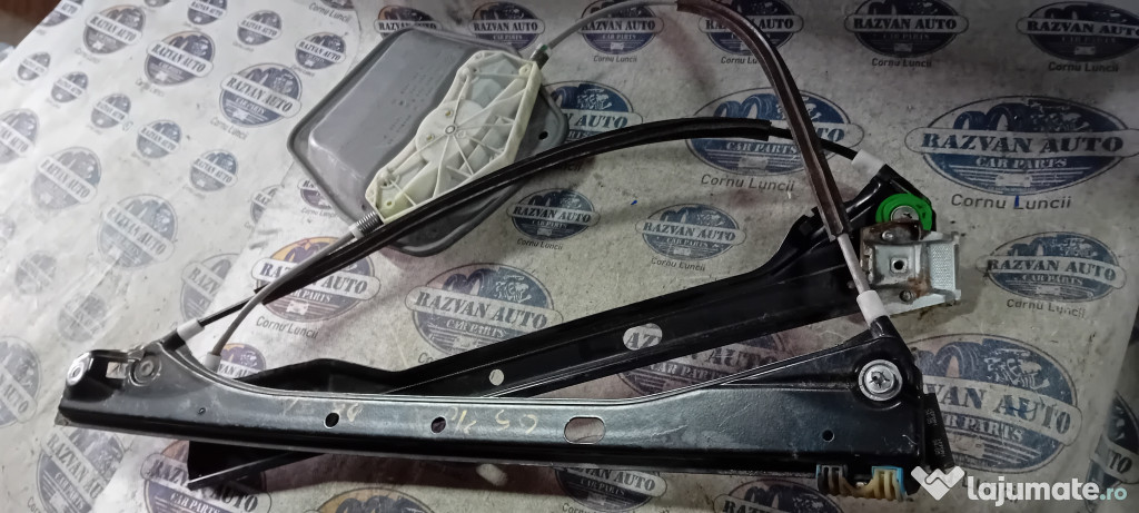 Macara geam dreapta fata Volkswagen Golf 5 Plus 2006