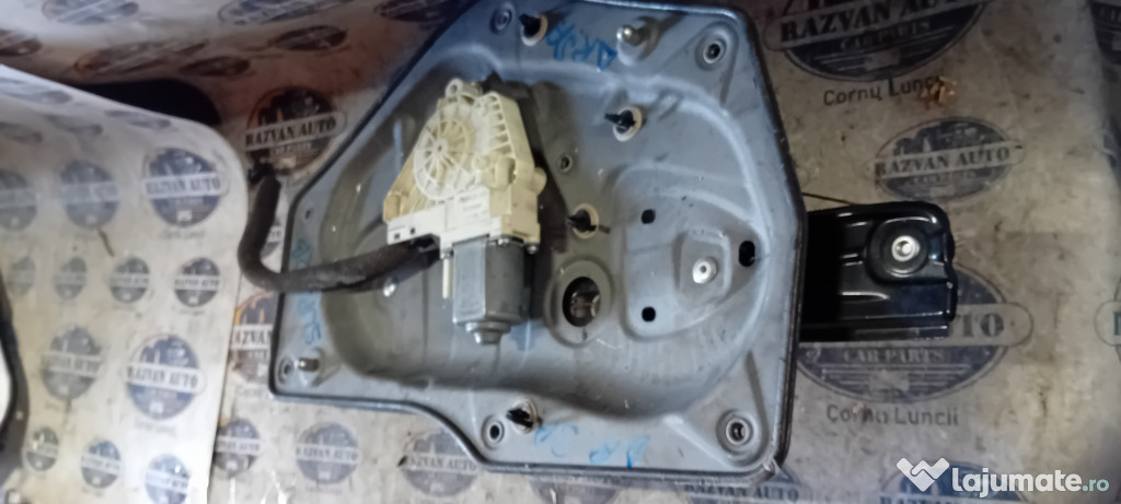 Macara geam dreapta spate Skoda Superb 2 2012