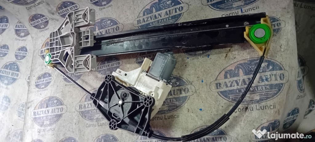 Macara geam dreapta spate Audi A4 B8
