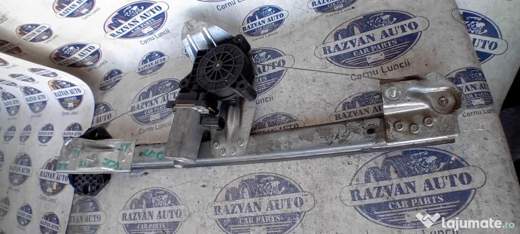 Macara geam stanga fata Dacia Logan 2013