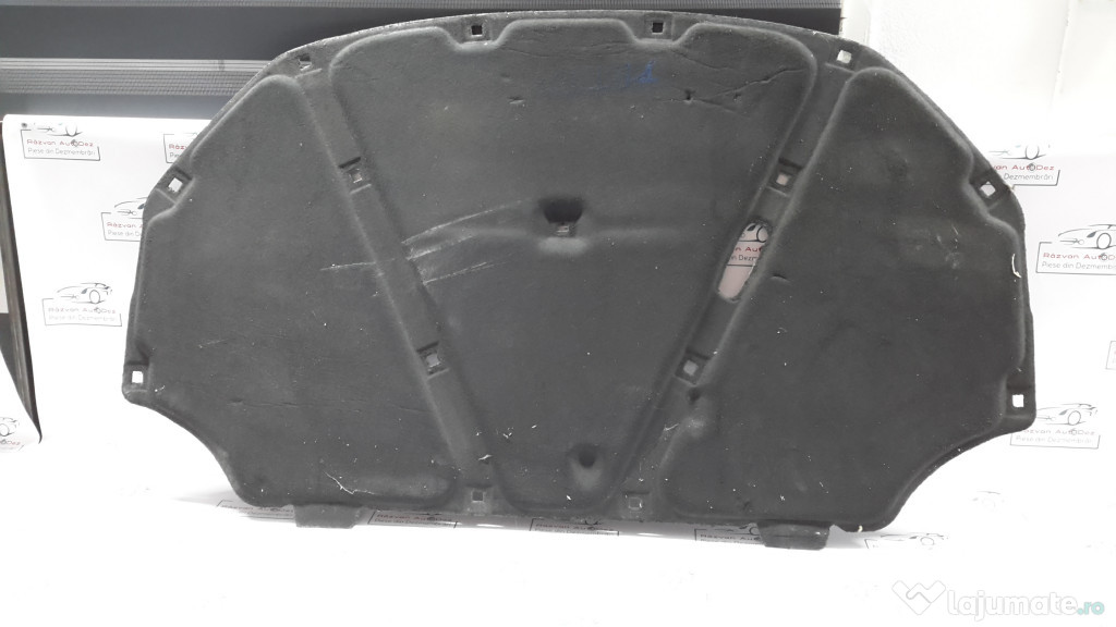 Pâsla capotă Volkswagen Jetta 2012