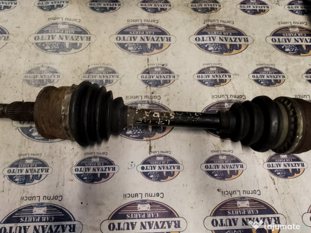 Planetara stanga fata Opel 1.7 Motorina 2011