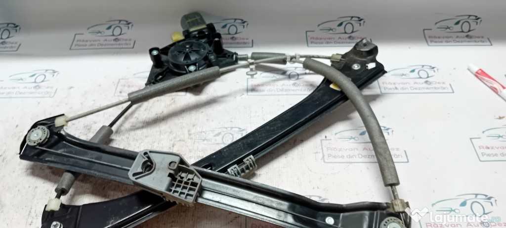 Macara geam stanga fata Skoda Superb 3 2017