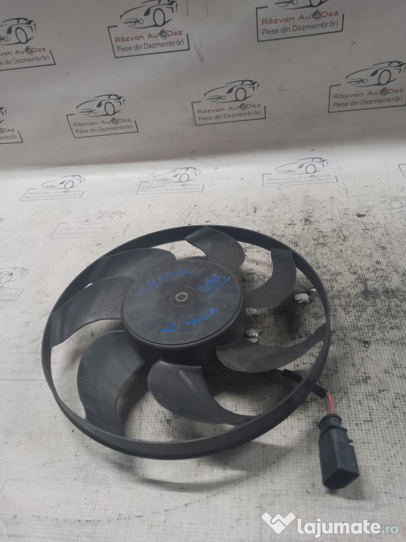 Electroventilator Skoda Superb 2 2011