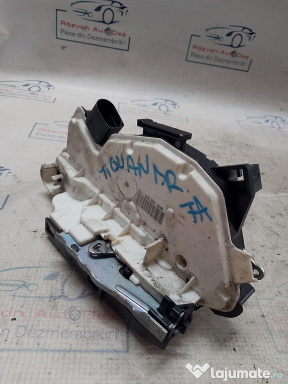 Broasca dreapta fata Volkswagen Tiguan 2012