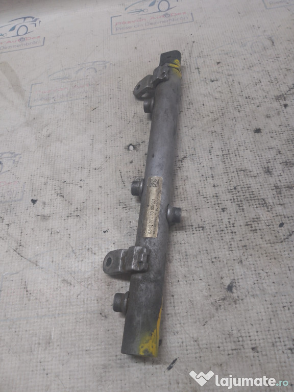 Rampa injectoare Mercedes E 350 2010