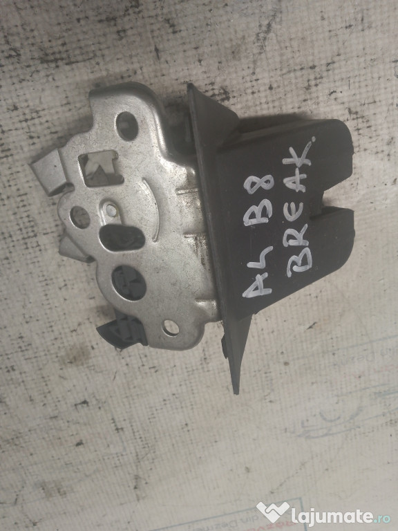 Broasca hayon Audi A4 B8 Break 2012