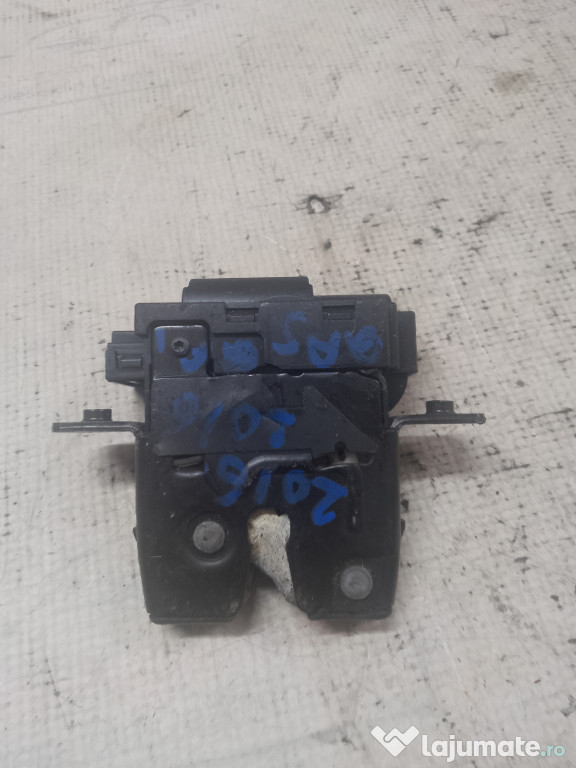 Broasca hayon Nissan Qashqai 2016