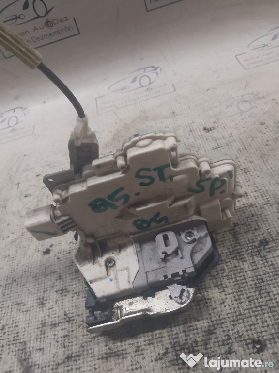 Broasca stanga spate Audi Q5 2010