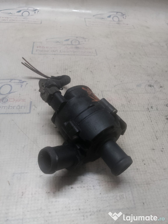 Pompa recirculare apa Volkswagen Passat B8 2016