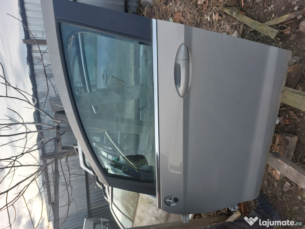 Usa stanga fata Ford B-MAX 2012