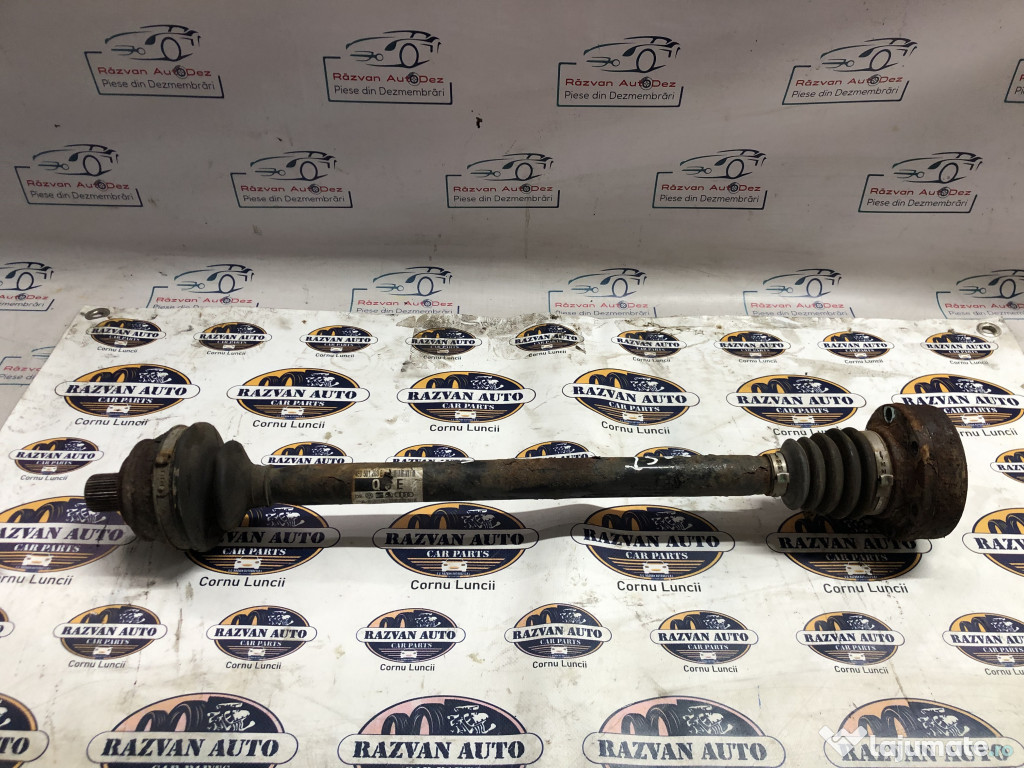 Planetara stanga spate Audi A8 2009