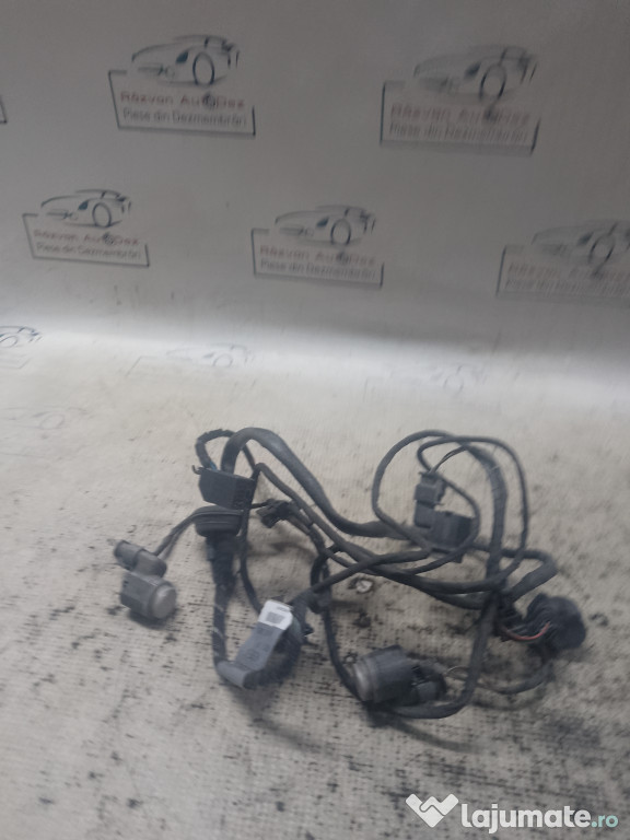 Senzori parcare spate plus instalație Audi A5 2012