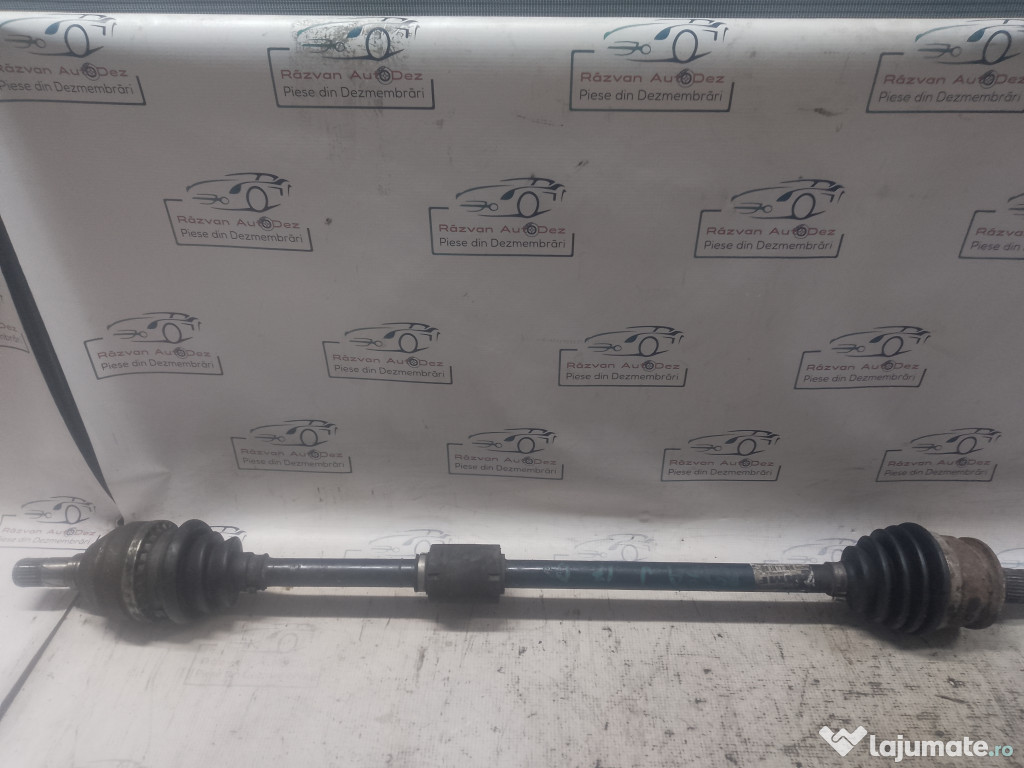 Planetara dreapta fata Opel Astra J 1.7 Motorina 2011