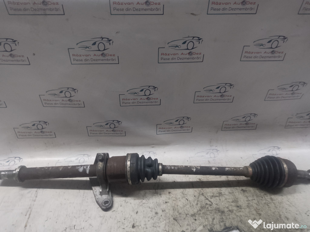 Planetara dreapta fata Renault Megane 3 2012