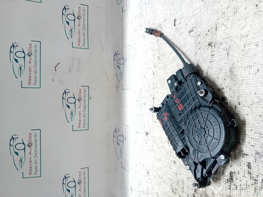 Motoraș deschidere haion dreapta BMW 730 F01 2011