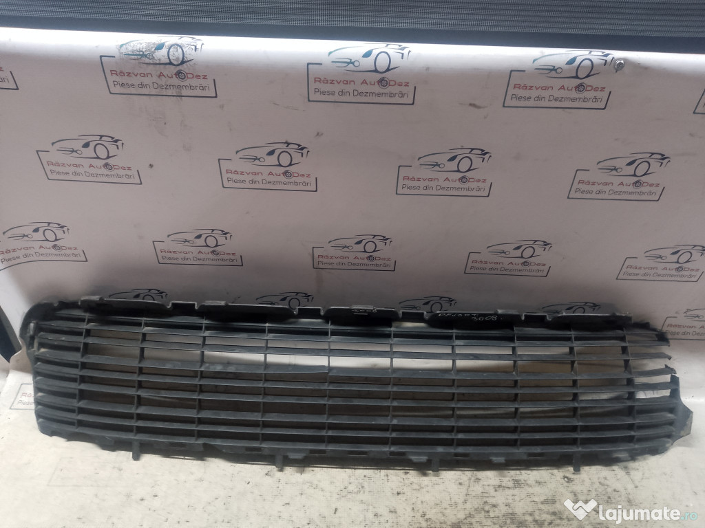 Grila bara fata Peugeot 3008 2012