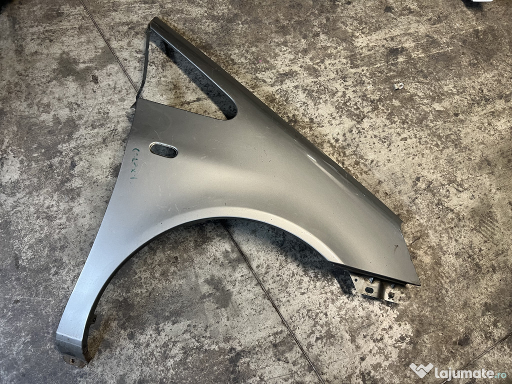 Aripa Dreapta Fata Ford Galaxy 2004