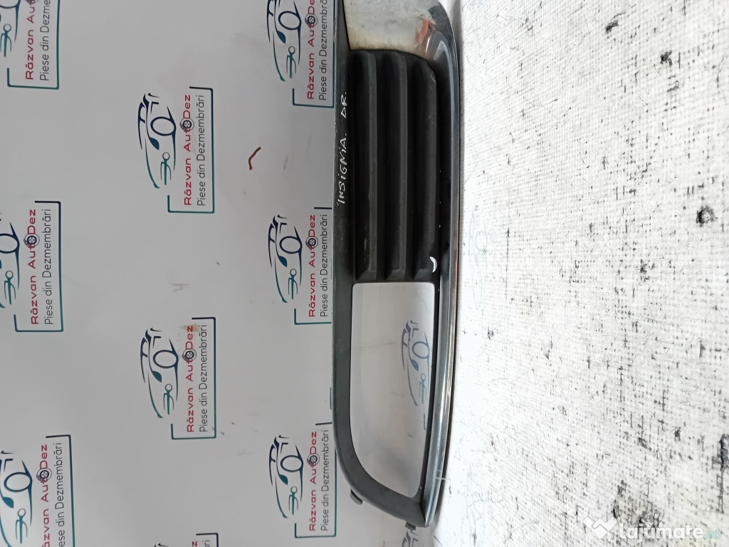 Grila proiector dreapta Opel Insignia A 2011