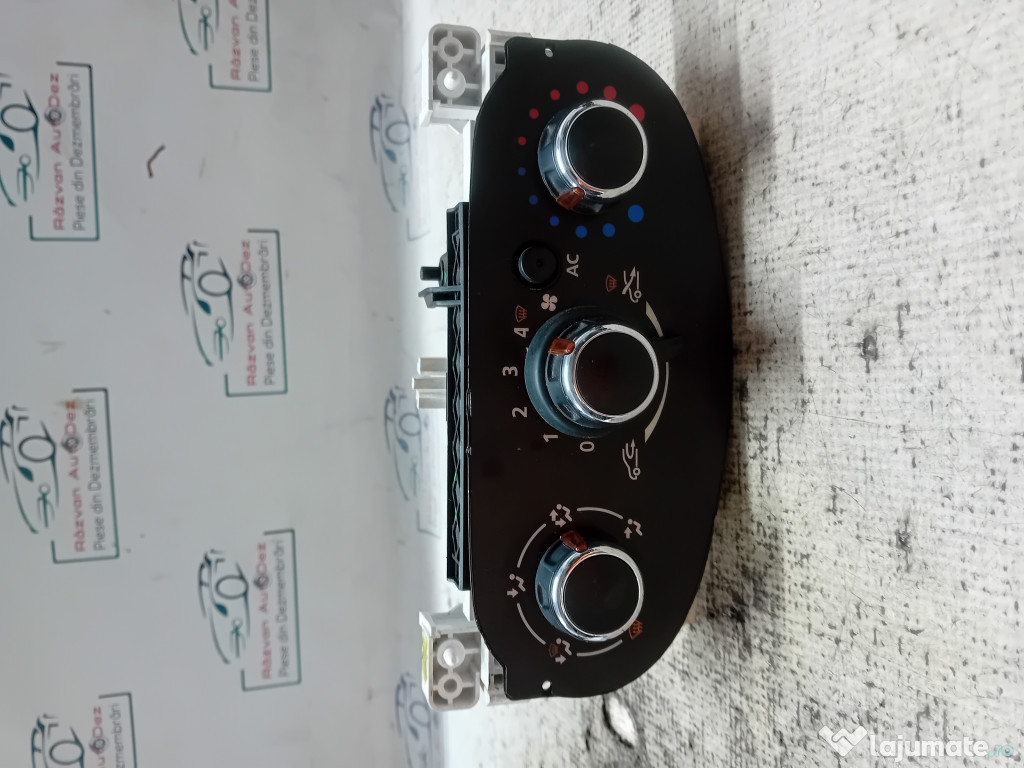 Panou comanda clima Dacia Duster 2014